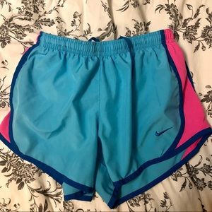Nike drifit workout shorts